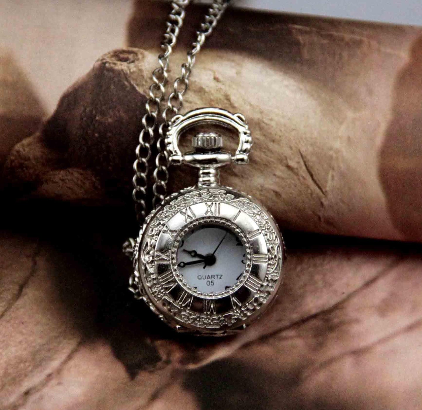 Creative Pocket Watch Necklace Silver Roman Digital Small Pocket Watch