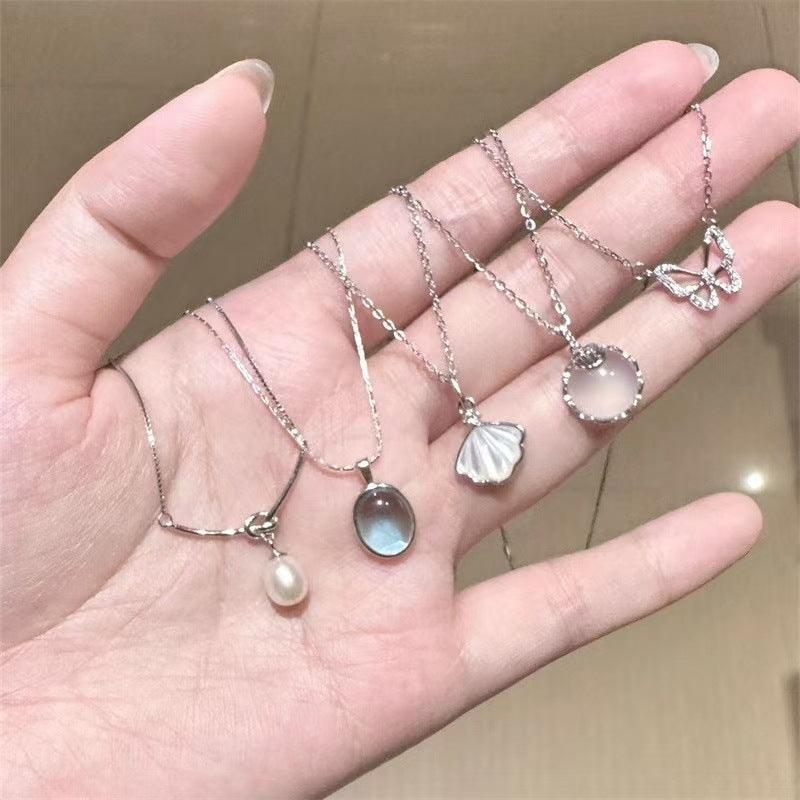 Light Luxury And Simplicity Moonstone Women's Clavicle Chain