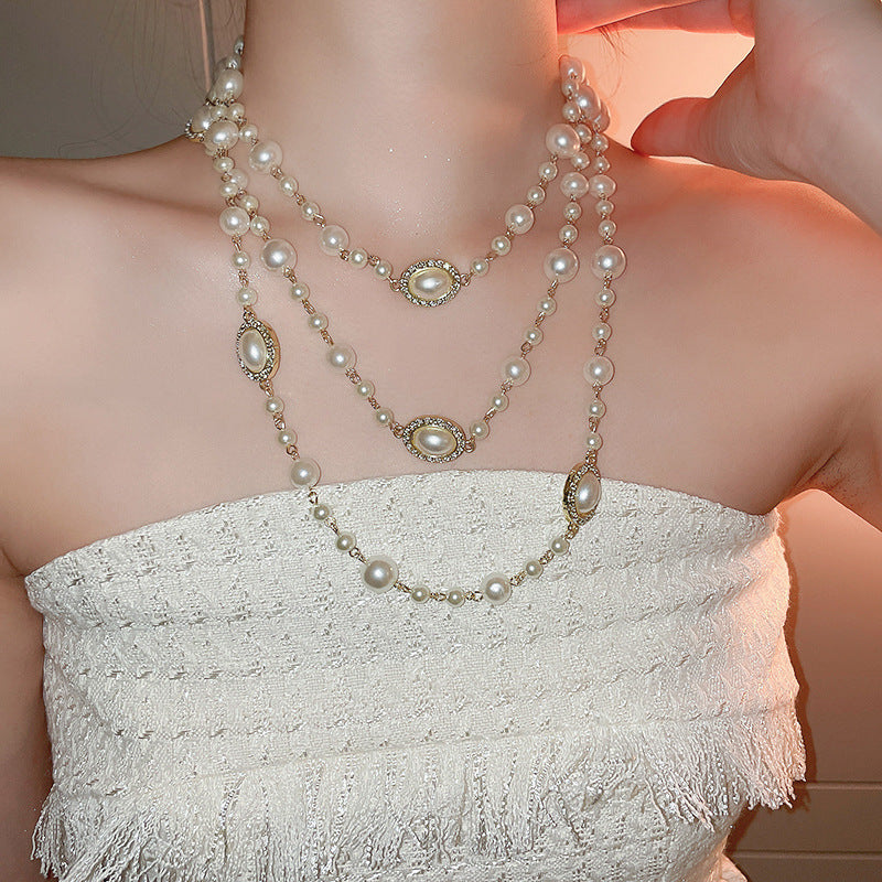 Irregular Long Pearl Necklace Niche